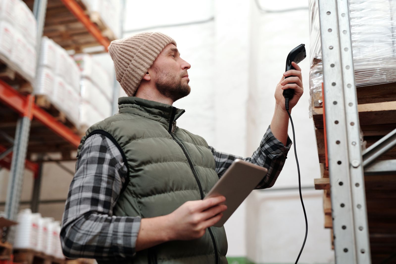 Logistics professional using technology in a warehouse